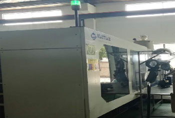 Injection Molding Machine